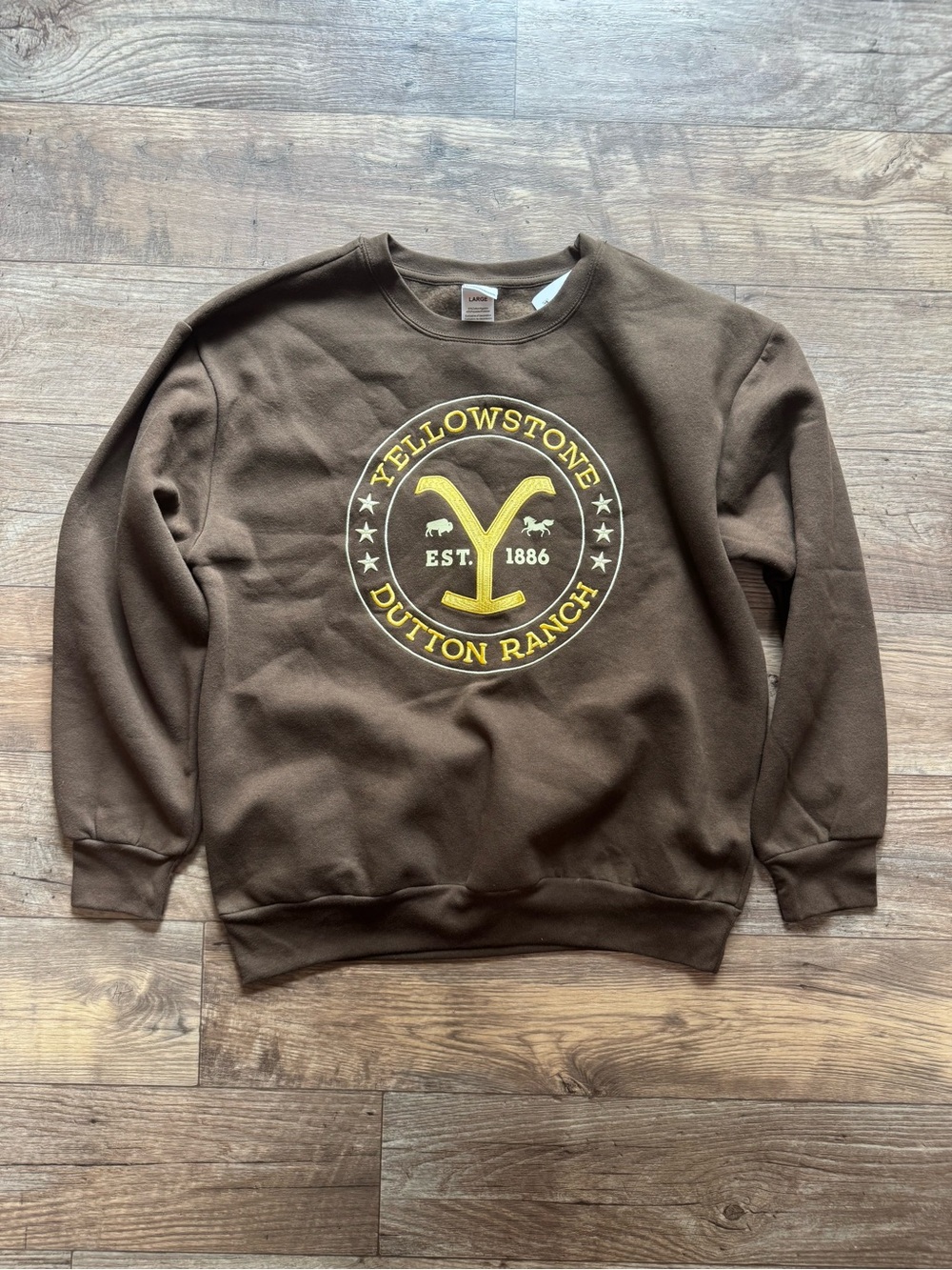 Yellowstone Dutton Ranch Brown Size Large Sweatshirt Crewneck Adult Unisex